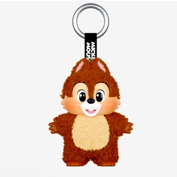 Pop Mart x Disney Mickey Family – Chip Keychain Figure (New in Box) - Picture 1 of 1